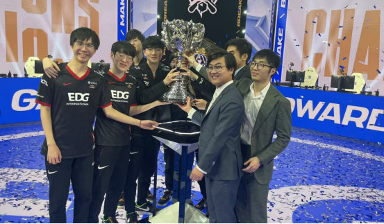 在女双项目 在女双项目